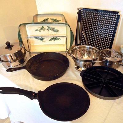 Lot 166: Basic Kitchen Essentials/Pots /Casserole/Cast Iron