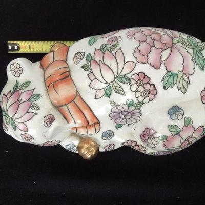 Lot 204: Asian Porcelain Figurines