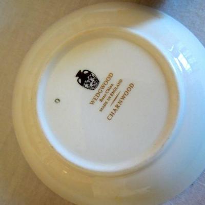 Lot 152: Group of Decoratives and Collectibles