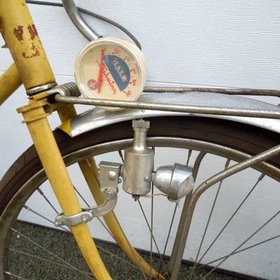 Lot 233: 1960's Bicycles and Parts: Murray and Schwinn