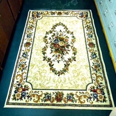 Lot 2: Three Floral Area Rugs Newport Ivory 