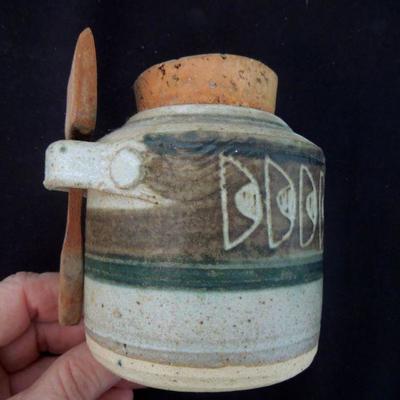 Lot 202: 8 Pieces of Vintage Southern Art Pottery: Charles Counts et al