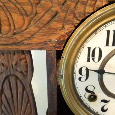 Lot 149: Antique Victorian Gingerbread Mantel Clock 