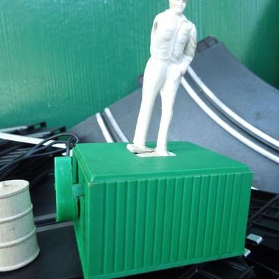 Lot 224: 1960's Strombecker Formula 1 Road Racing Track Set in Box