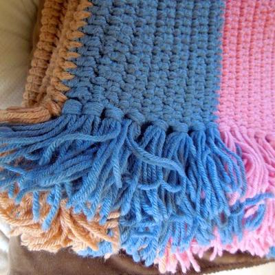 Lot 162: Blankets and Afghans