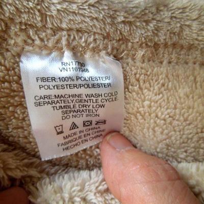 Lot 162: Blankets and Afghans