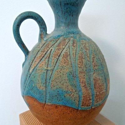 Lot 268: Three 70's Studio Pottery Pieces from Charles Counts and Rising Fawn