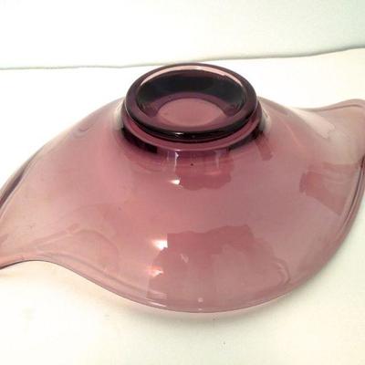 Lot 209: Vintage and Antique Glass 