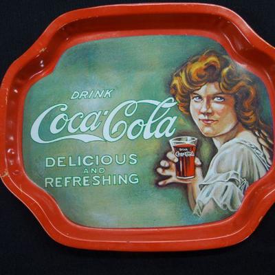 Lot 50: Coca Cola Coke Memorabilia