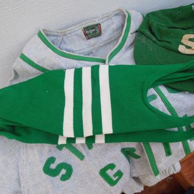 Lot 234: Vintage Vulcanized Trunk, Baseball Gear and Memorabilia