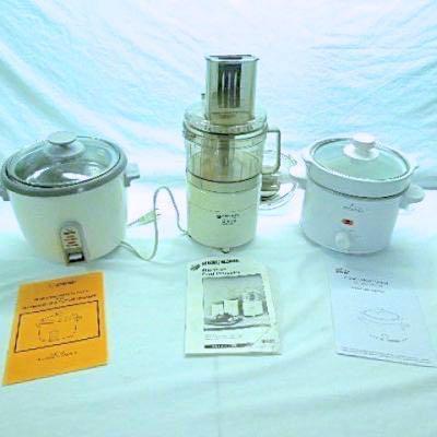 Lot 73: Rice Cooker, Food Processor and Crockpot
