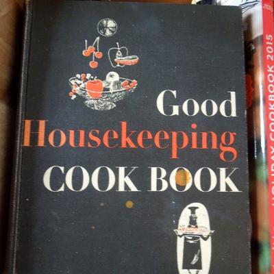 Lot 264: Boxed Lot of Cook Books