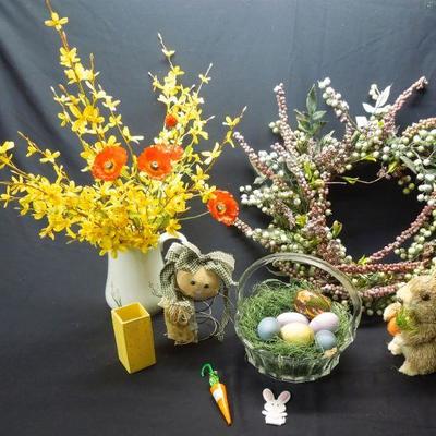 Lot 9: Easter Items for a Festive Home 