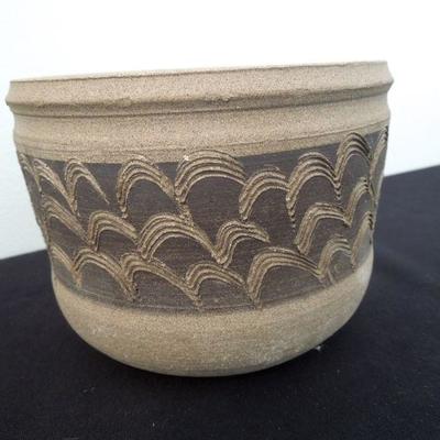 Lot 200: 7 Pieces of Southern and NC Studio Pottery