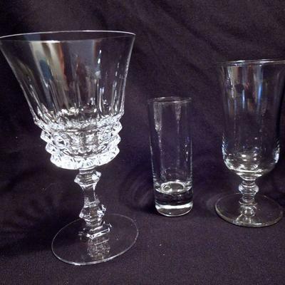 Lot 178: Plastic Dishes and Crystal Galssware