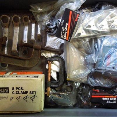 Lot 238: Craftsman 6 Drawer Metal Tool Cabinet with Contents