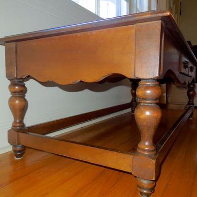 Lot 104: Vintage Early American Coffe Table and 3 Plants in Containers