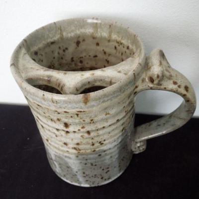 Lot 202: 8 Pieces of Vintage Southern Art Pottery: Charles Counts et al