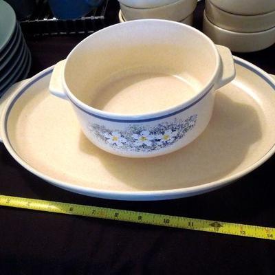 Lot 170: 2 Sets of Vintage Dinnerware and Glassware