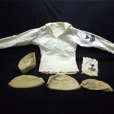 Lot 142: Vintage WWII Navy Medic Whites /Patch /4 Sailor Gob Hats