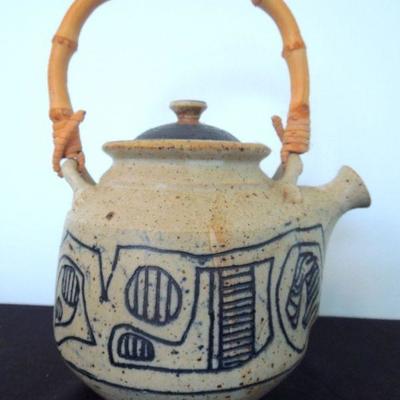 Lot 271: Three 1970's Studio Pottery Pieces by Michael Pitts 
