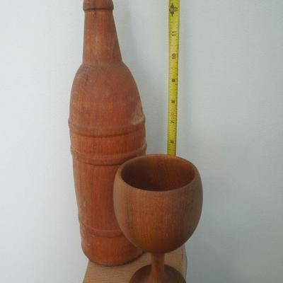 Lot 198: Vintage Cherokee Pottery, Carved and Turned Wood