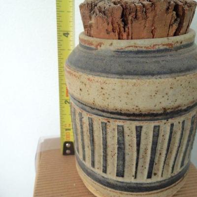 Lot 202: 8 Pieces of Vintage Southern Art Pottery: Charles Counts et al