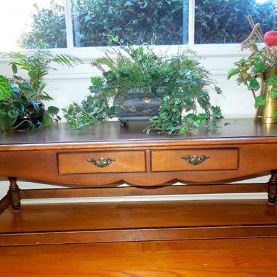 Lot 104: Vintage Early American Coffe Table and 3 Plants in Containers
