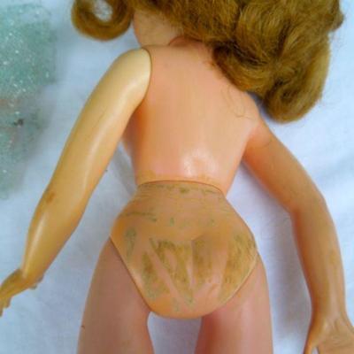 Lot 230: 1960's Metal Doll Case, Doll and Homemade Doll Clothes