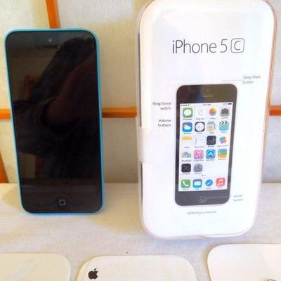 Lot 154: iPhone 5c Cell Phone in Original Case
