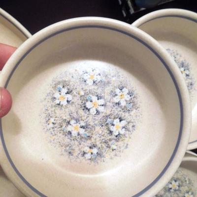 Lot 170: 2 Sets of Vintage Dinnerware and Glassware
