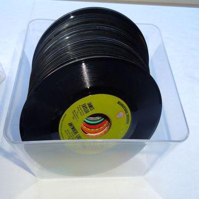 Lot 109: Collection of Vintage 45rpm Records x 86
