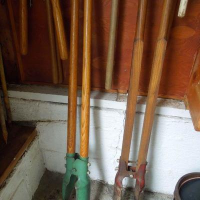Lot 240: Large Group of Gardening and Lawn Tools Blower and Tool Belt