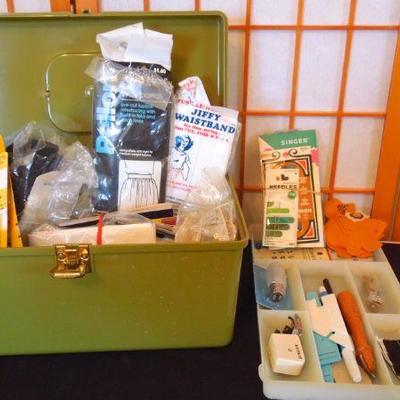 Lot 91: Lot of Sewing Implements and Boxes