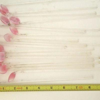 Lot 209: Vintage and Antique Glass 