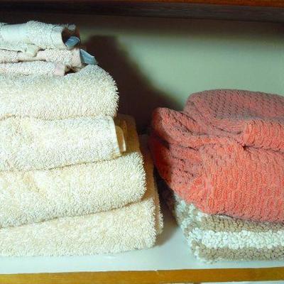 Lot 156: Closet Full of Linens
