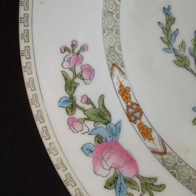 Lot 199: Antique Asian Porcelain: Kimoa, Noritake, Takahashi, Leonabo