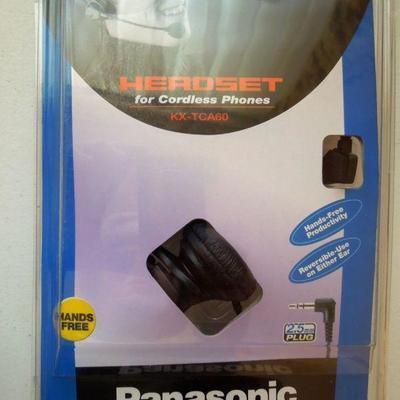 Lot 274: Large Group of Electronics: Cassette Boom Box and BlueTooth Phone Set