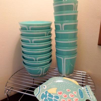 Lot 178: Plastic Dishes and Crystal Galssware
