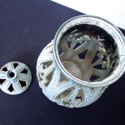 Lot 273: Two 1970's Southern Studio Pottery Pieces