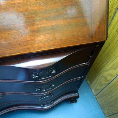 Lot 187: Serpentine Early American Secretary Desk Repro w/Claw Feet