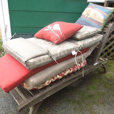 Lot 253: Group of Outdoor Cushions and Wooden Chaise Lounger