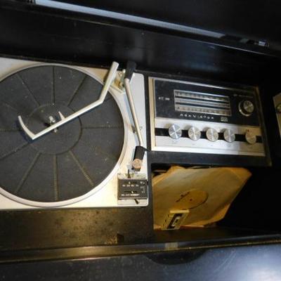 RCA Victor Turntable Radio Console Mid Century 66