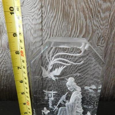 Vintage Etched Lucite Japanese Maiden In Garden with Flute 9