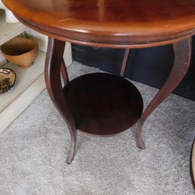 Gorgeous Solid Wood Walnut Table 24