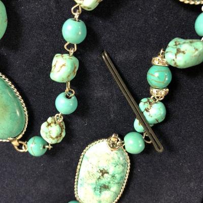 Lot 58 Stauer Turquoise Necklace in Box