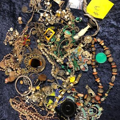 Lot 19 - Jewelry Large lot parts repair Jewelry Making
