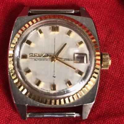 Lot 56 Vintage Men's and Women's Seiko watches