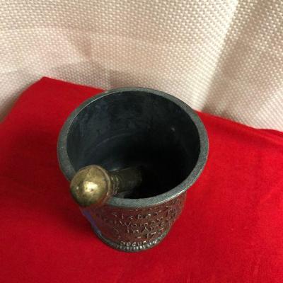 Lot 4 the old ursuline convent Mortar and pestle