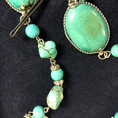 Lot 58 Stauer Turquoise Necklace in Box | EstateSales.org